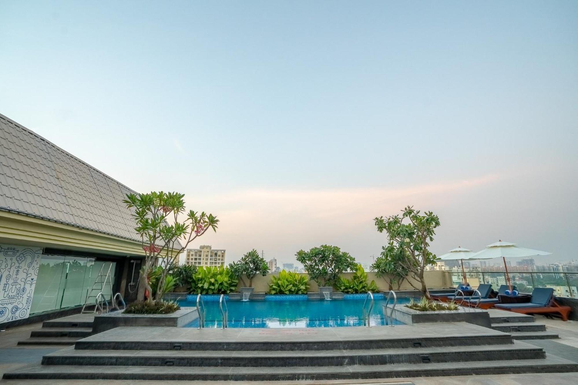Radisson Blu Pune Hinjawadi Pimpri-Chinchwad Exterior foto