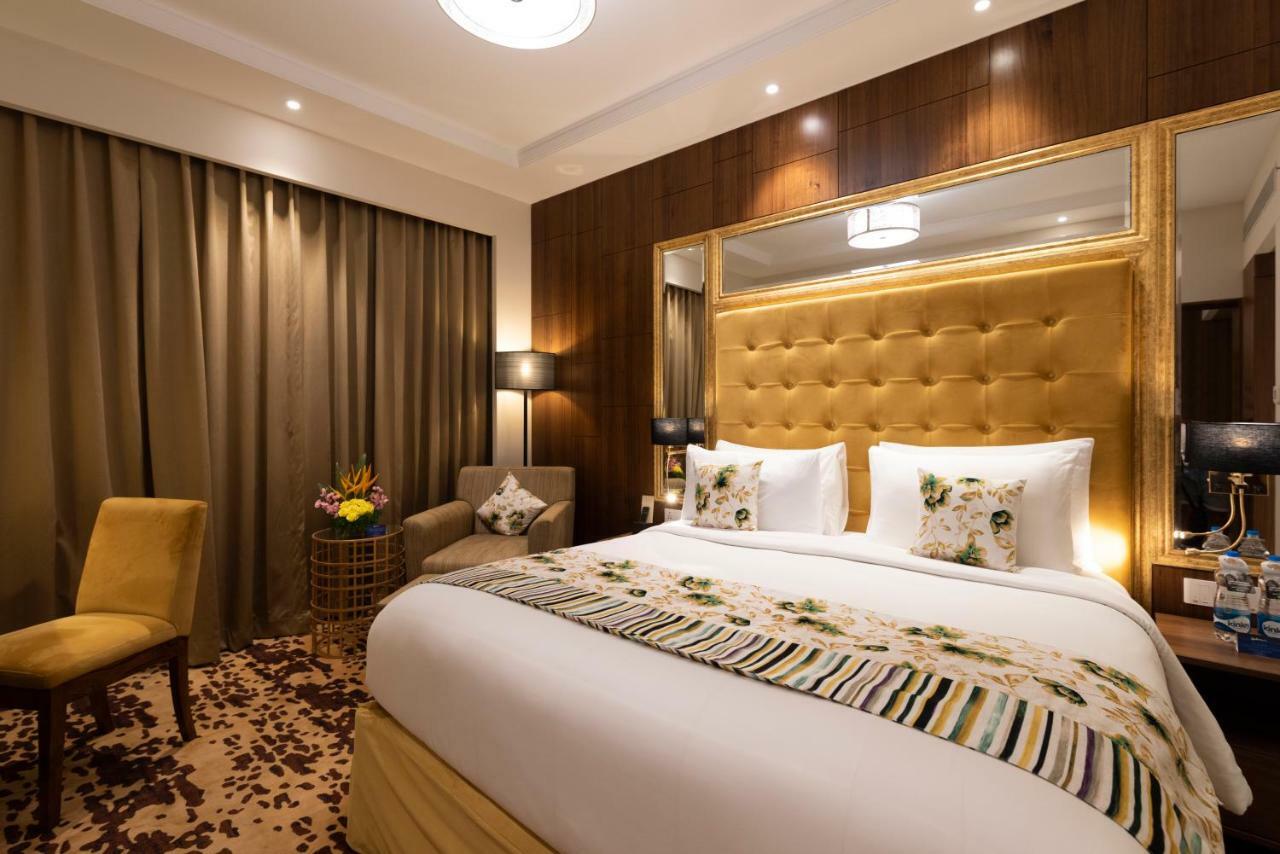 Radisson Blu Pune Hinjawadi Pimpri-Chinchwad Exterior foto